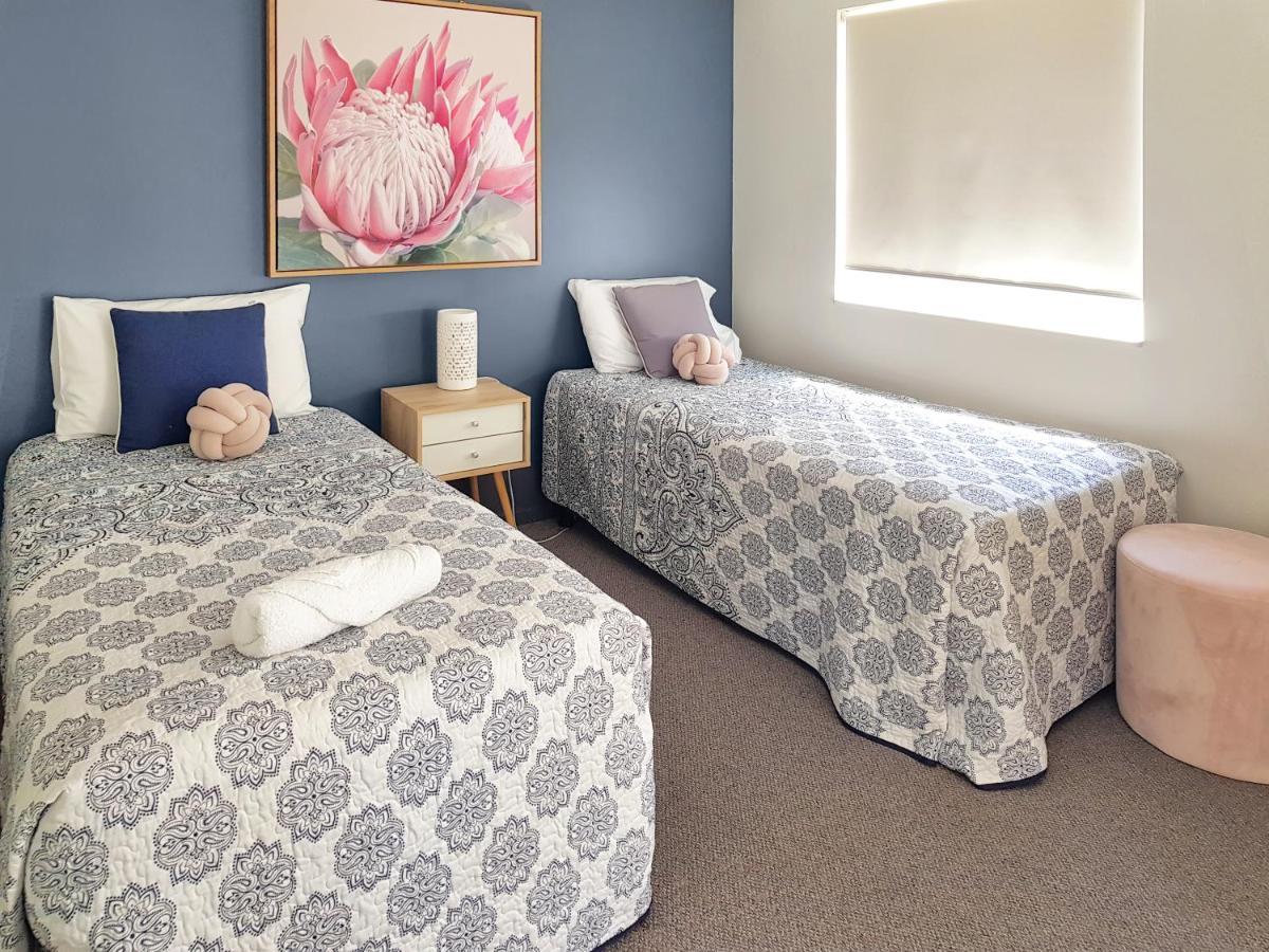 Kings Way Aparthotel 3*
