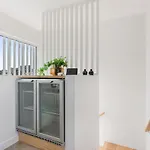Luxury 5-Floor Unit With Ocean Views Near Beach