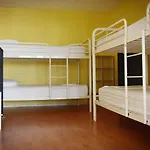 Caloundra Backpackers