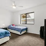 Bell Street 36 Dicky Beach