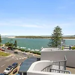 Unit 66 Grand Pacific Resort Bulcock St Caloundra