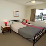 Pinnacles Unit 53 Caloundra Qld