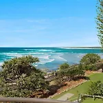 Pandanus Shores Unit 9 Kings Beach Qld