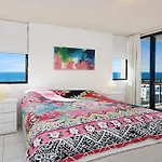 Ryson Unit 10 Kings Beach Qld