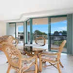 Seacrest Unit 1 Moffat Beach Qld