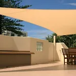 Pandanus Shores Unit 2 Kings Beach Qld