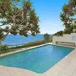 Shipton Lodge Unit 3 Moffat Beach Qld