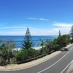 Perched Above The Waves At Kings Beach Apartment