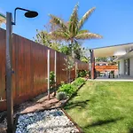 Browning Boulevard 9, Battery Hill