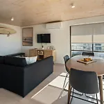 Moffat Beach Surf Retreat