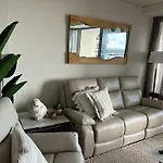 Exclusive Apartment With Ocean Views