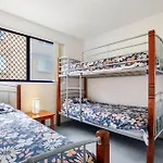 Jade Waters U4 5 Latona Ave