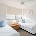 Azure Oceanside Apartment At Kings Beach