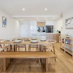 Azure Oceanside Apartment At Kings Beach
