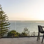 Kings Beach Oceanfront Oasis