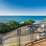 Ocean Front Views With Rooftop Terrace