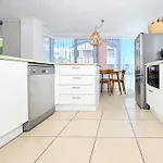 Kings Beach - Beachfront Bliss