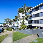 Kings Beach - Beachfront Bliss
