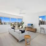 Kings Beach, Ocean Views, Cbd