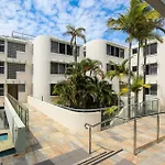 Monterey Lodge Unit 17, 27 Warne Tce Kings Beach