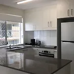 Coastal Apt At Kings Beach, Stunning View