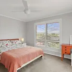 Bren Place, 6, Battery Hill
