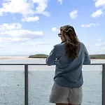 Pumicestone Passage Waterfront Escape