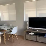 Unit 5 Sanctuary Shores, Kings Beach - Free Wifi!