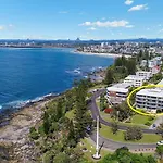 Unit 10 Sea Eagles Apartments
