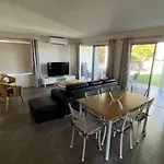 1 - 5A Coochin Street, Dicky Beach - 200M To Beach