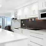 Monterey Lodge Unit 10 27 Warne Terrace Kings Beach
