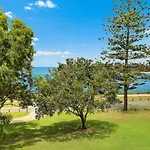 Golden Shores U7 21 Landsborough Parade
