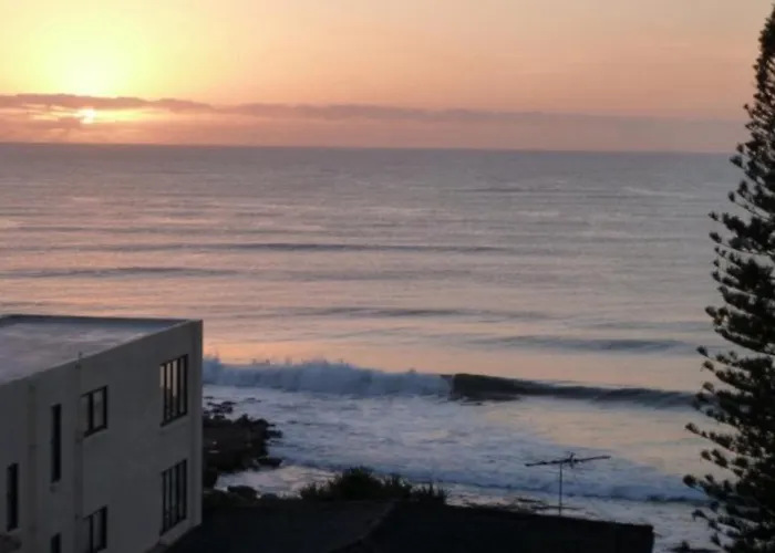 Unit 5 Sanctuary Shores, Kings Beach - Free Wifi!