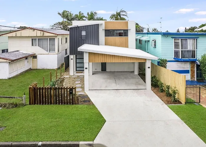 13 Nothling Street Moffat Beach Qld