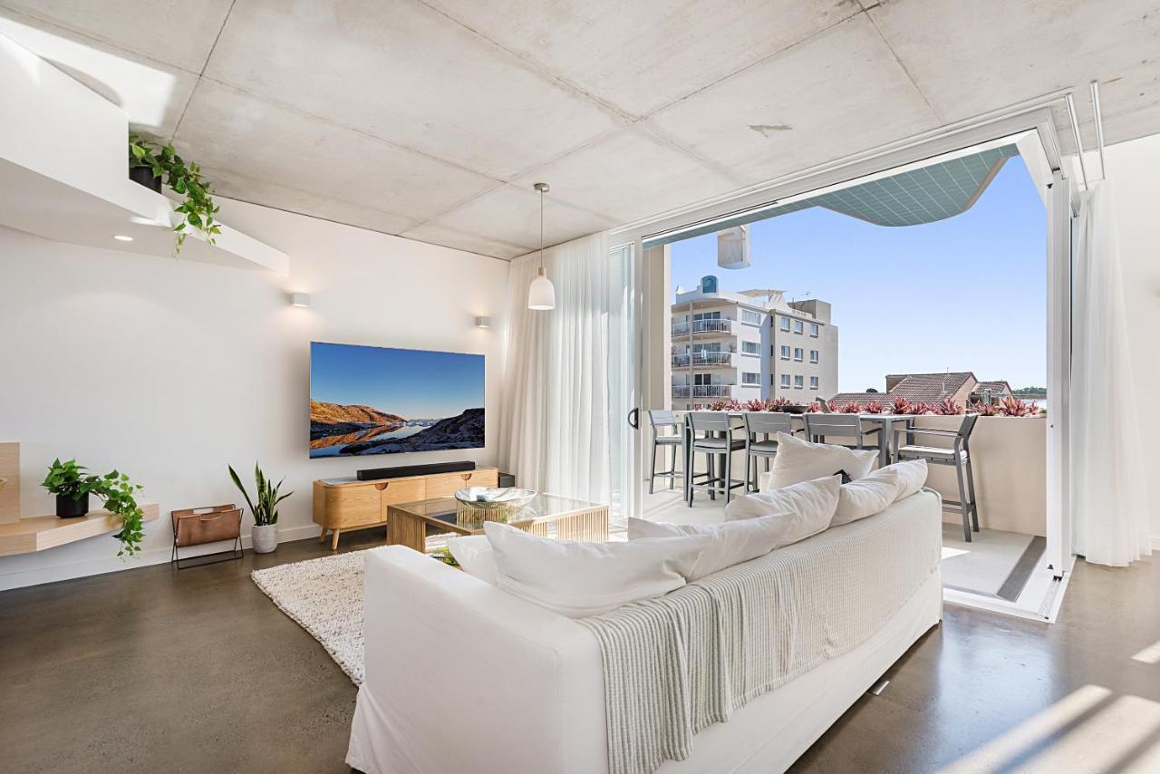 Luxury 5-floor Unit With Ocean Views Near Apartment *