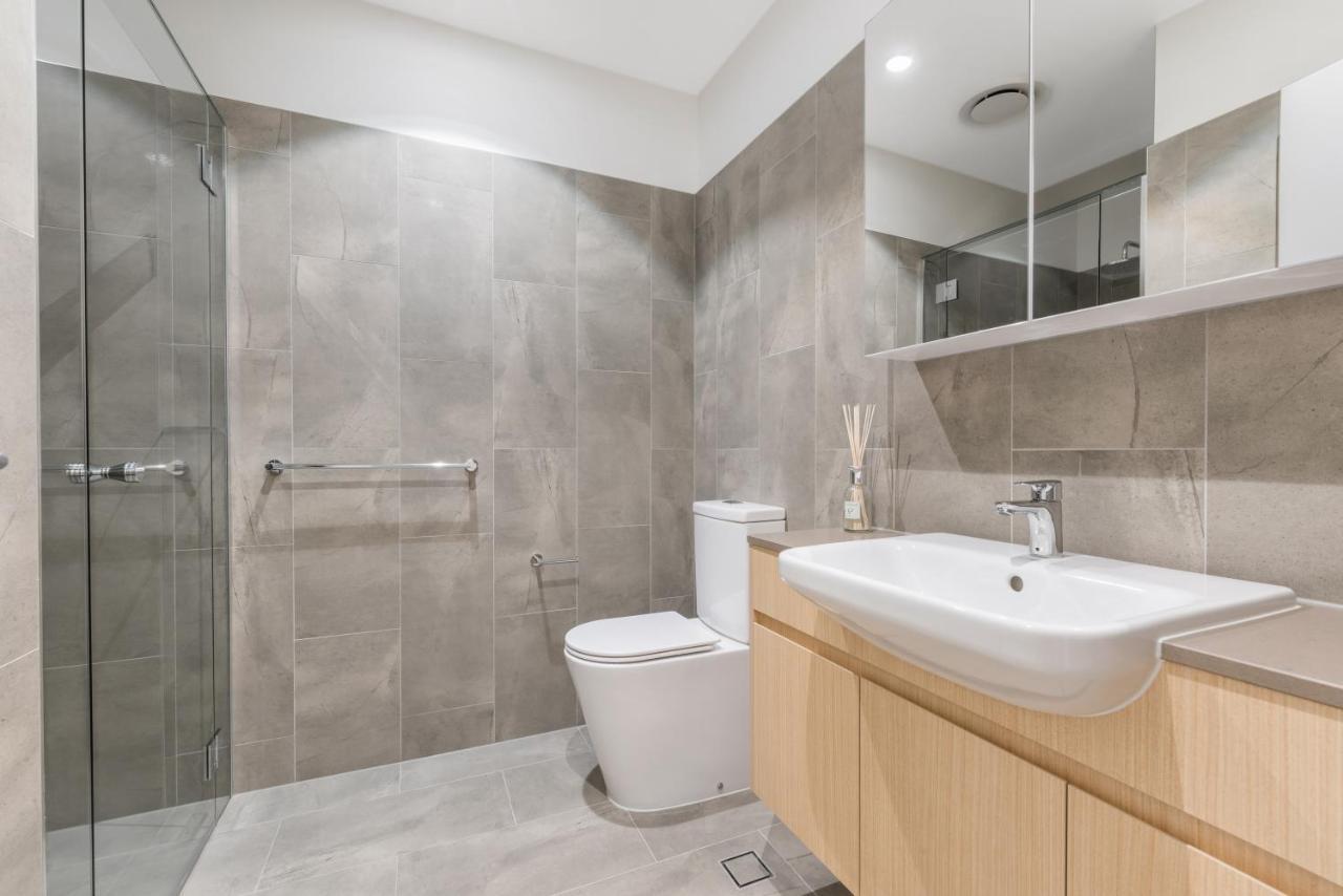 Luxury 5-floor Unit With Ocean Views Near Caloundra