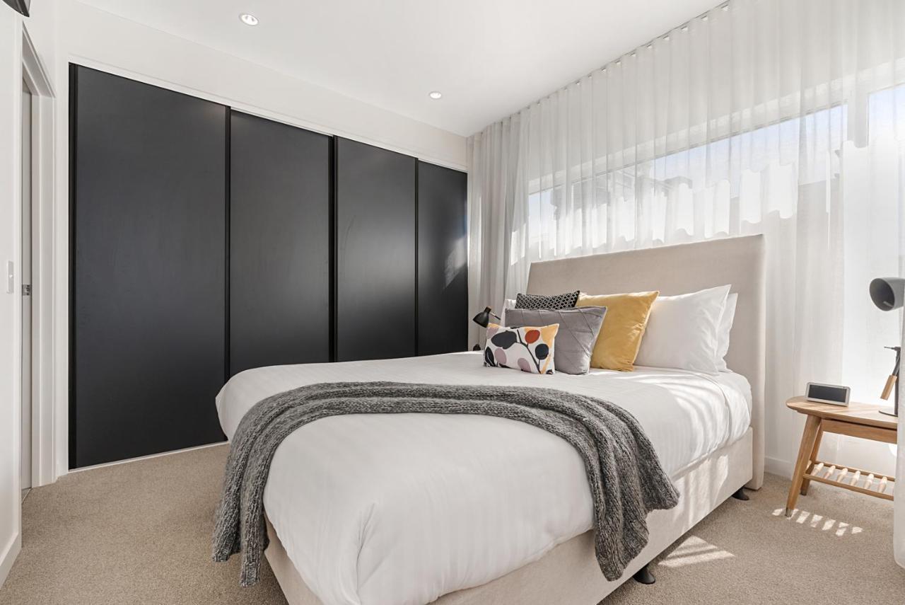Luxury 5-floor Unit With Ocean Views Near Apartment *