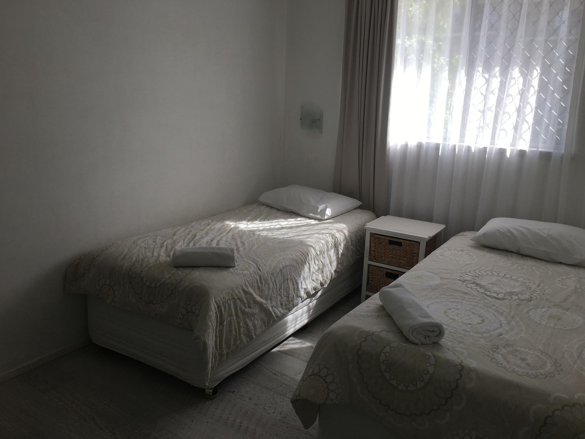 Merrima Court Holidays Aparthotel 4*