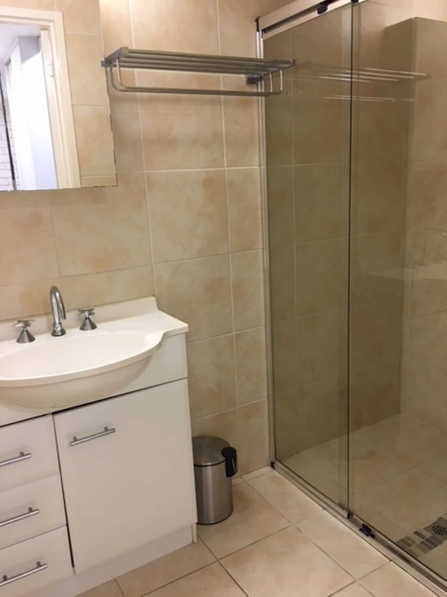 Merrima Court Holidays 4* Caloundra