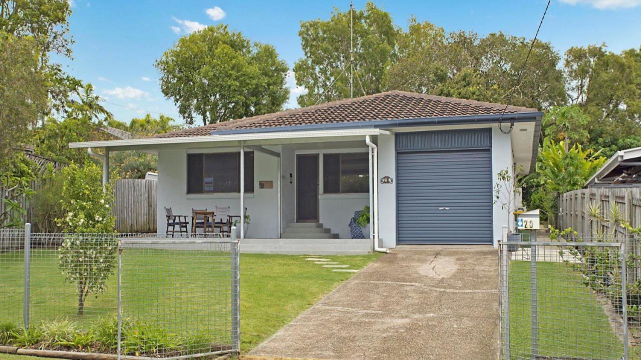 Holiday home 20 Roslin St Moffat Qld *