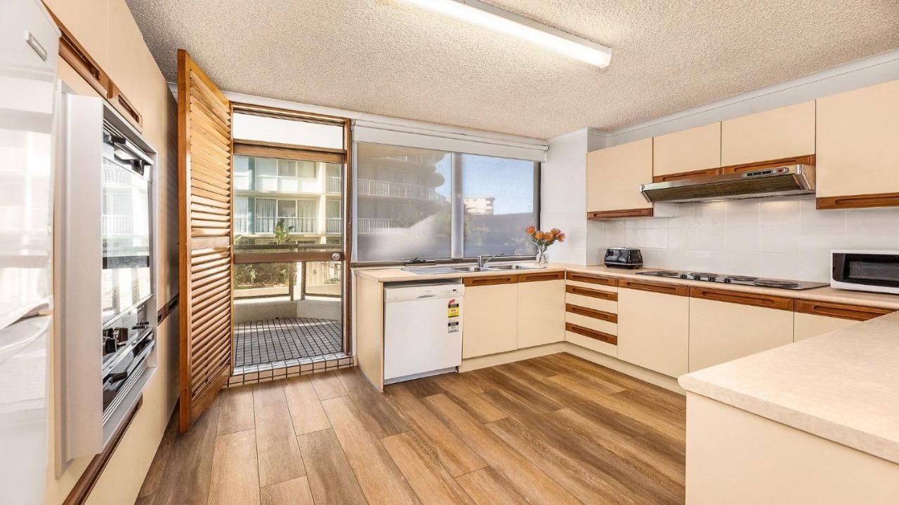 Araluen Unit 6 Bulcock Beach Qld