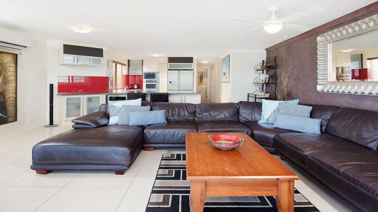 Pandanus Shores Unit 9 Kings Qld Holiday home Caloundra