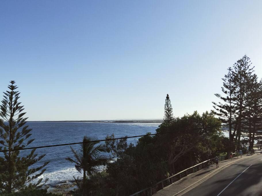 Perched Above The Waves At Kings Apartment Caloundra