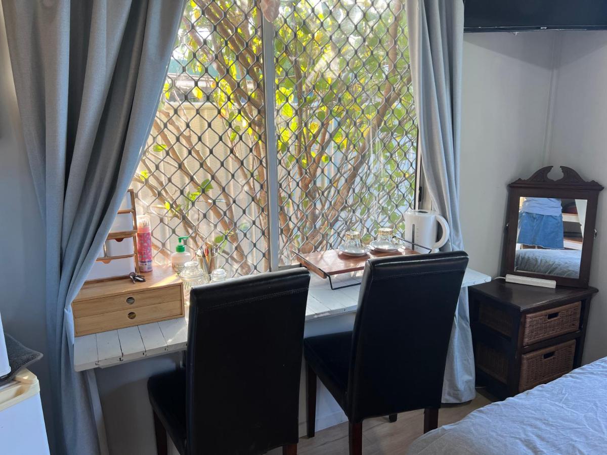 Homestay Xyl Pets Friendly Seaside Boutique Caloundra