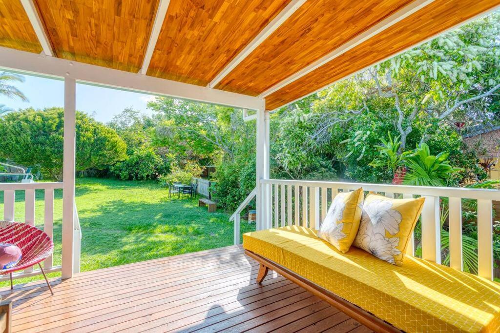 Stylish 1950s Moffat Beach House Holiday home *