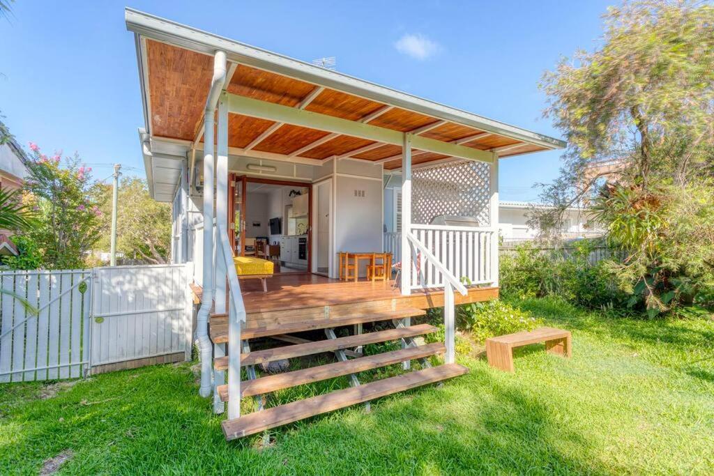 Holiday home Stylish 1950s Moffat Beach House