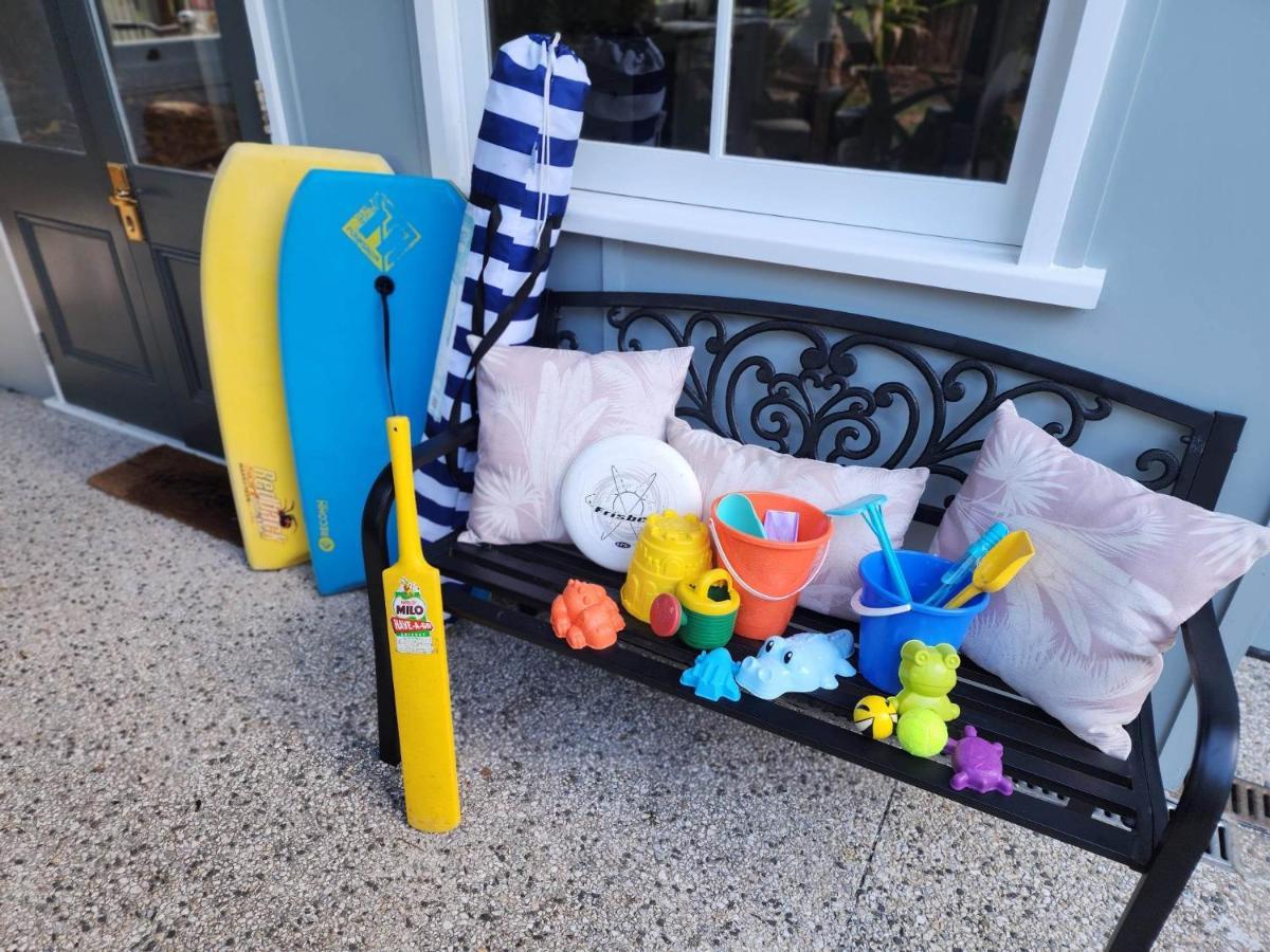 Stunning House & Glamping Tent - Sunshine Coast * Caloundra