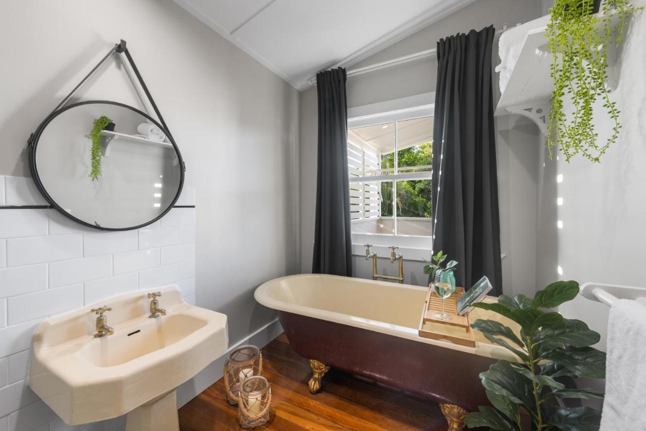 Holiday home Stunning House & Glamping Tent - Sunshine Coast