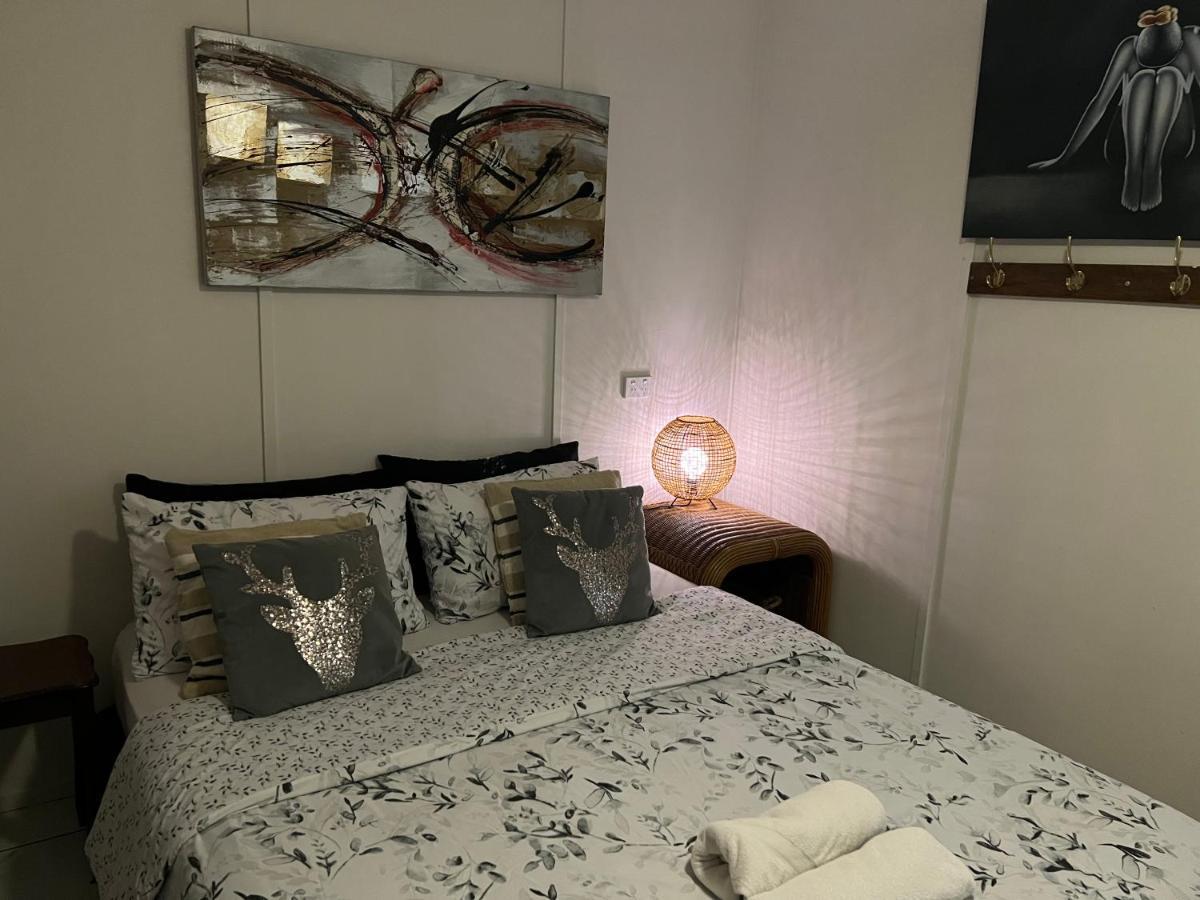 Homestay Xyl Pets Friendly Seaside Boutique Caloundra