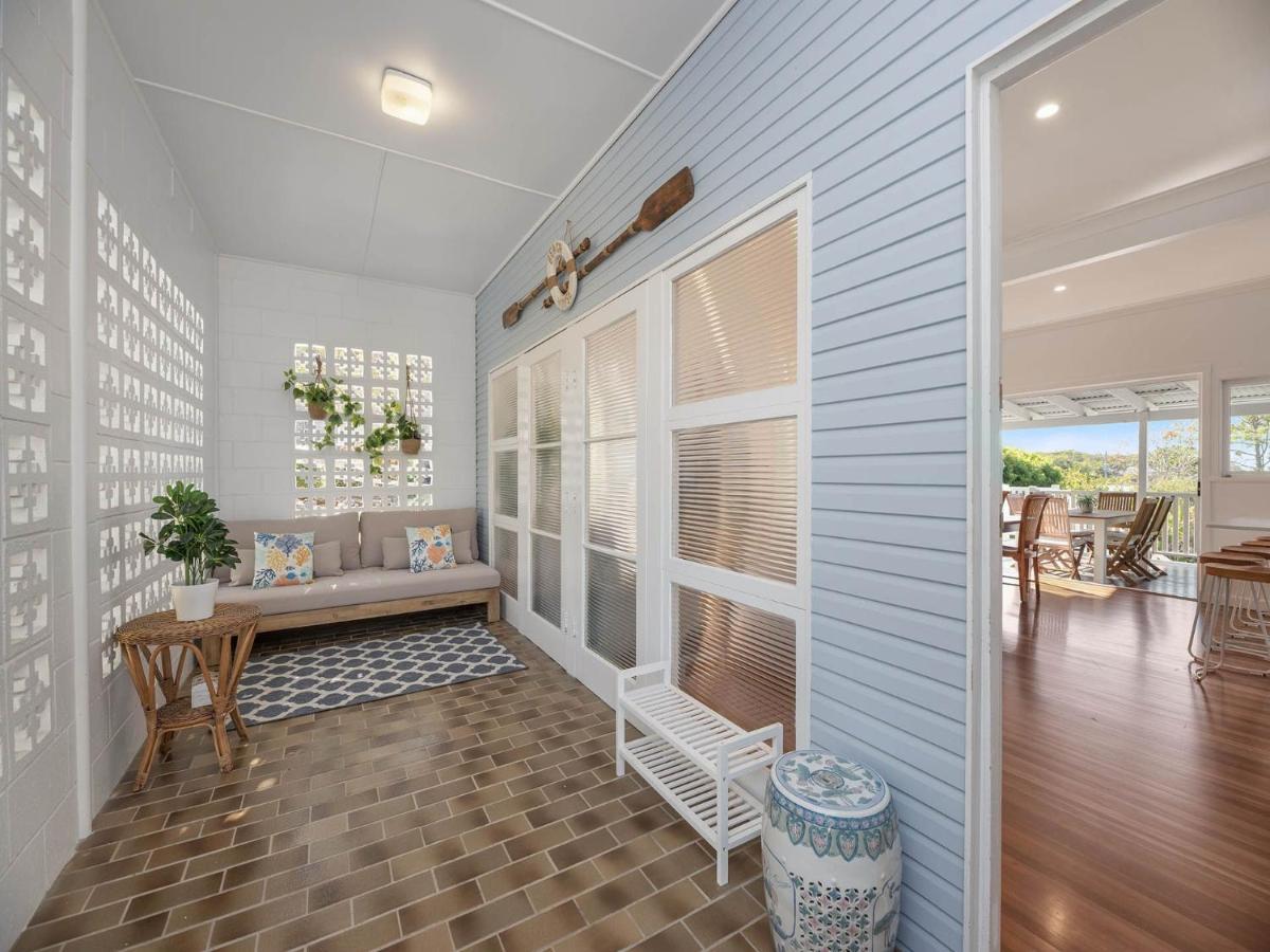 Holiday home 15 Seaview Terrace Moffat Qld *